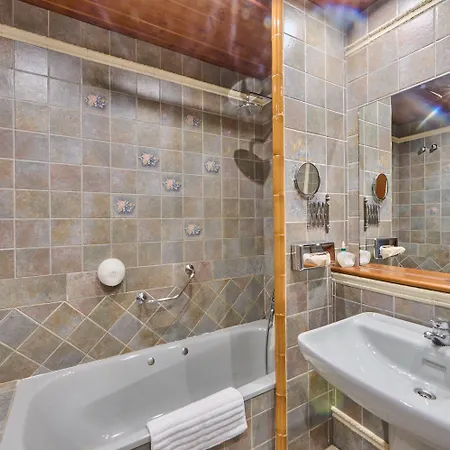 Mas De La Sala 4* Sallent