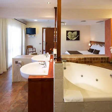 Mas De La Sala Hotel