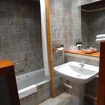 Mas De La Sala Hotel Sallent